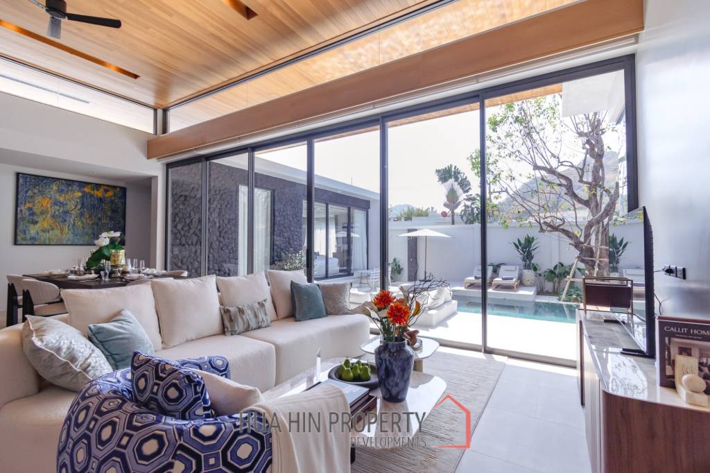 New Luxury pool villa in Nong Kae Hua Hin Botanica Luxury