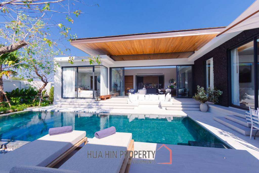 New Luxury pool villa in Nong Kae Hua Hin Botanica Luxury
