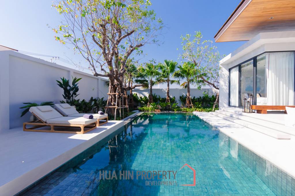 New Luxury pool villa in Nong Kae Hua Hin Botanica Luxury