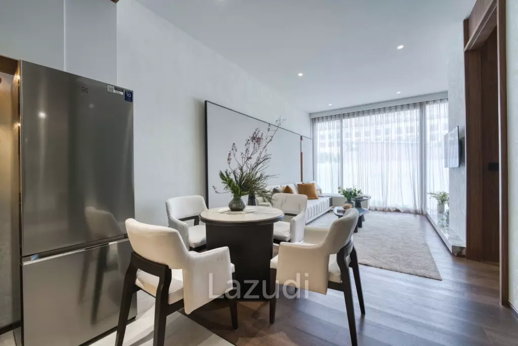 60 sqm high floor 1 bedroom condo at ROMM Convent Si Lom Bangkok