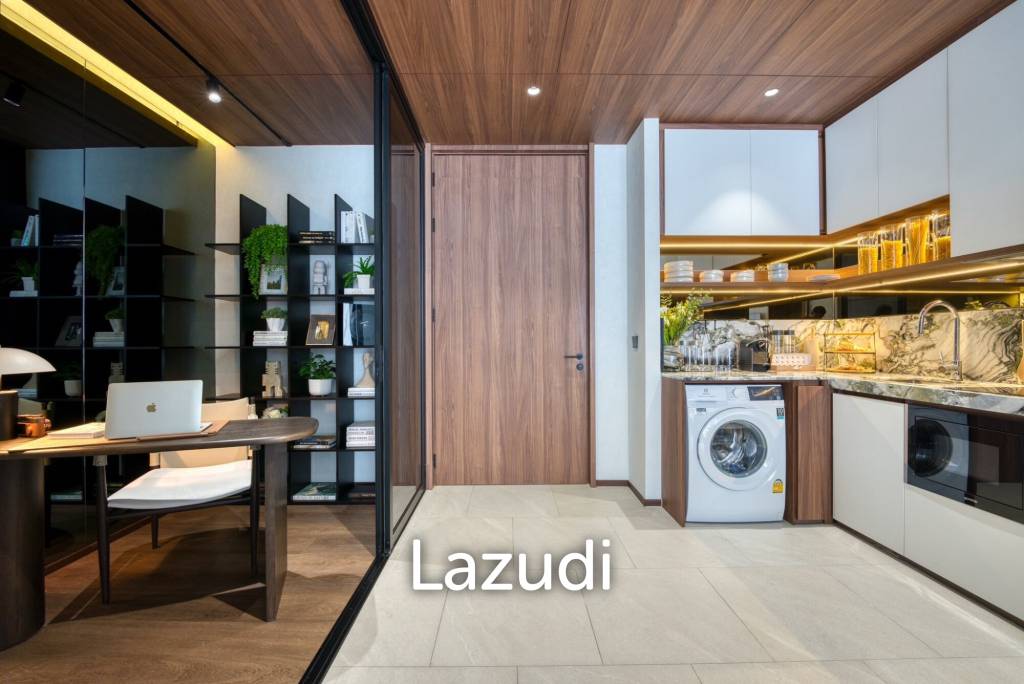 60 sqm high floor 1 bedroom condo at ROMM Convent Si Lom Bangkok
