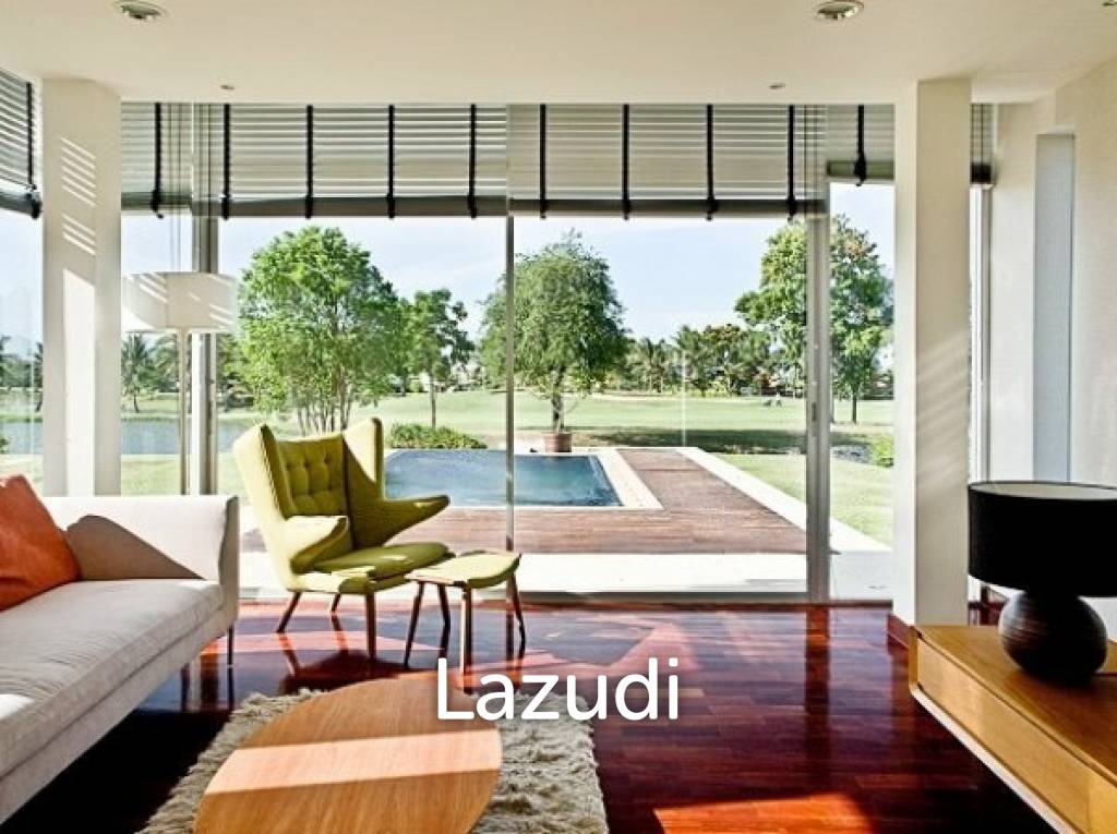 2,000 Sqm 2 Bed 3 Bath Villa For Sale