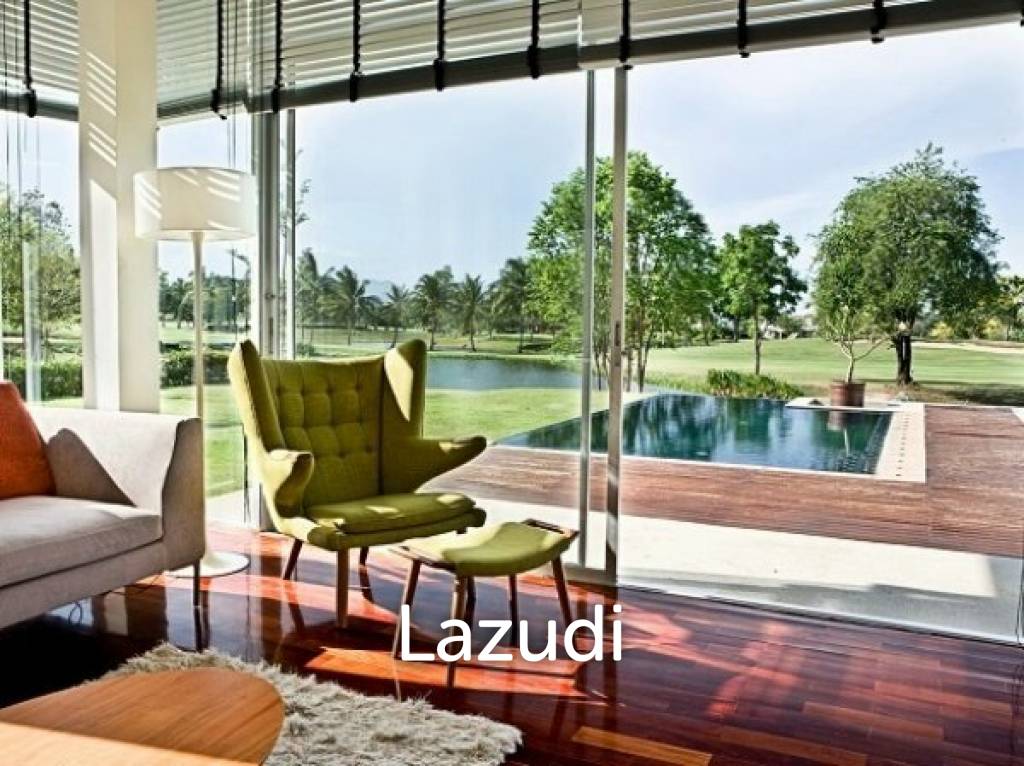 2,000 Sqm 2 Bed 3 Bath Villa For Sale
