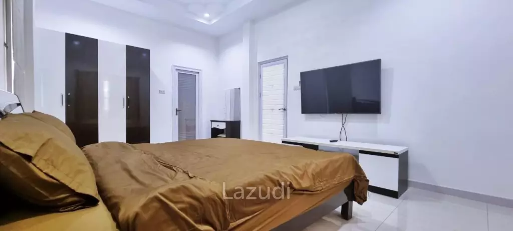 3 ห้องนอน 2 ห้องน้ำ 170 ตรม โชคชัย วิลเลจ 10