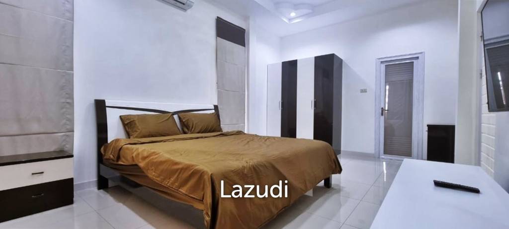 3 ห้องนอน 2 ห้องน้ำ 170 ตรม โชคชัย วิลเลจ 10