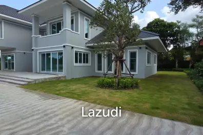 6 Bedroom 8 Bathroom 700 SQ.M. Horseshoe Point