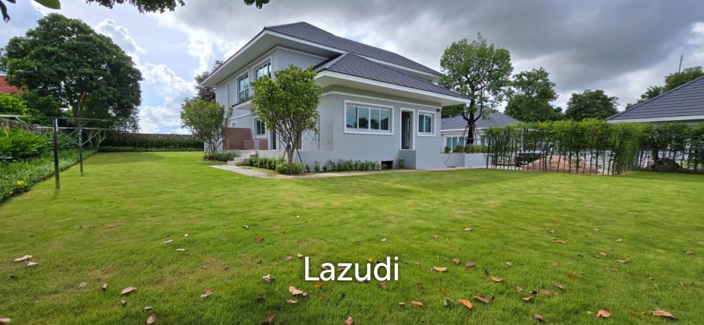 6 Bedroom 8 Bathroom 700 SQ.M. Horseshoe Point