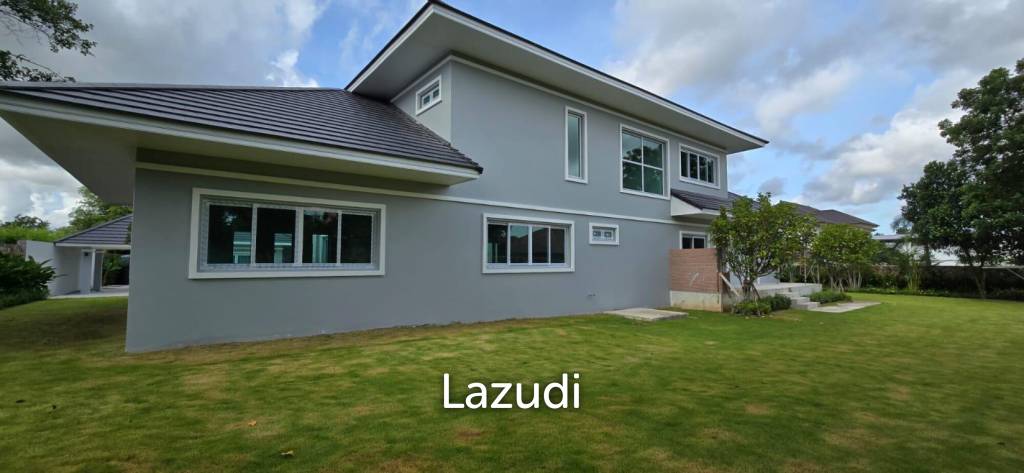 6 Bedroom 8 Bathroom 700 SQ.M. Horseshoe Point