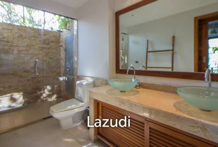 Elegant 4-Bedroom Sunset Sea View Pool Villa in Lamai