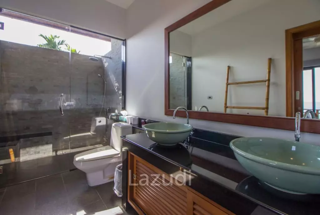 Elegant 4-Bedroom Sea View Pool Villa in Lamai
