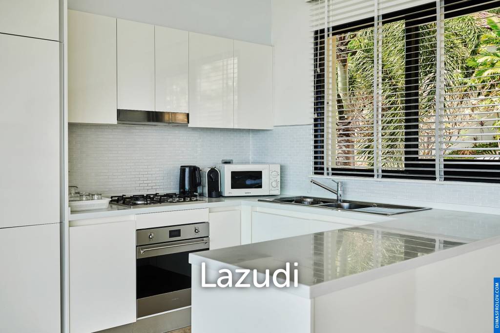 Elegant 4-Bedroom Sunset Sea View Pool Villa in Lamai