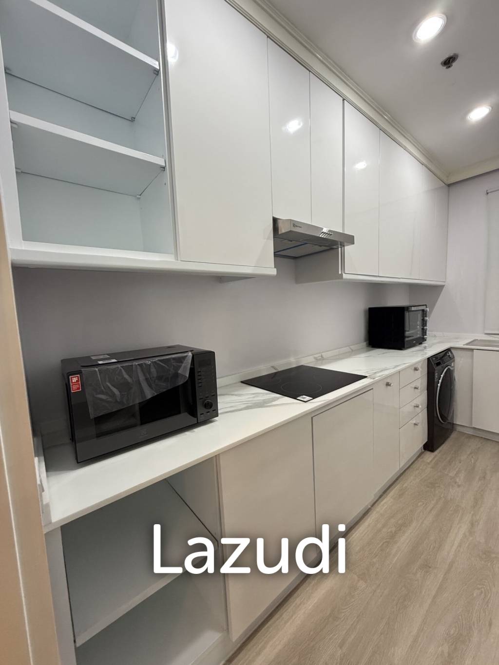1 bedroom 1 bathroom condo 65 sqm. Baan Chao Praya for rent