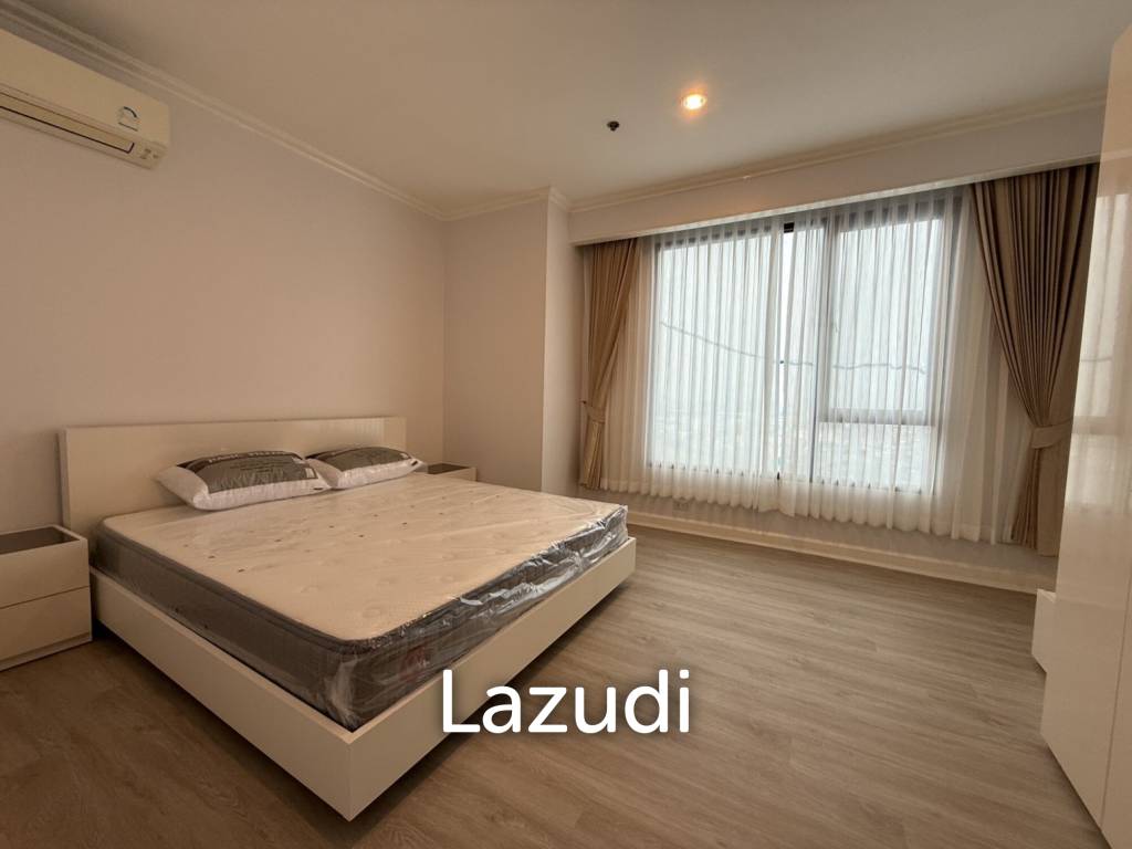 1 bedroom 1 bathroom condo 65 sqm. Baan Chao Praya for rent