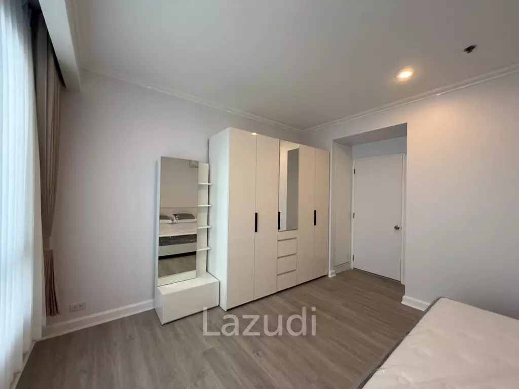 1 bedroom 1 bathroom condo 65 sqm. Baan Chao Praya for rent