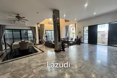 5 Bed Detached House  312 sqm at Pakamas Village Suan Luang Bangkok