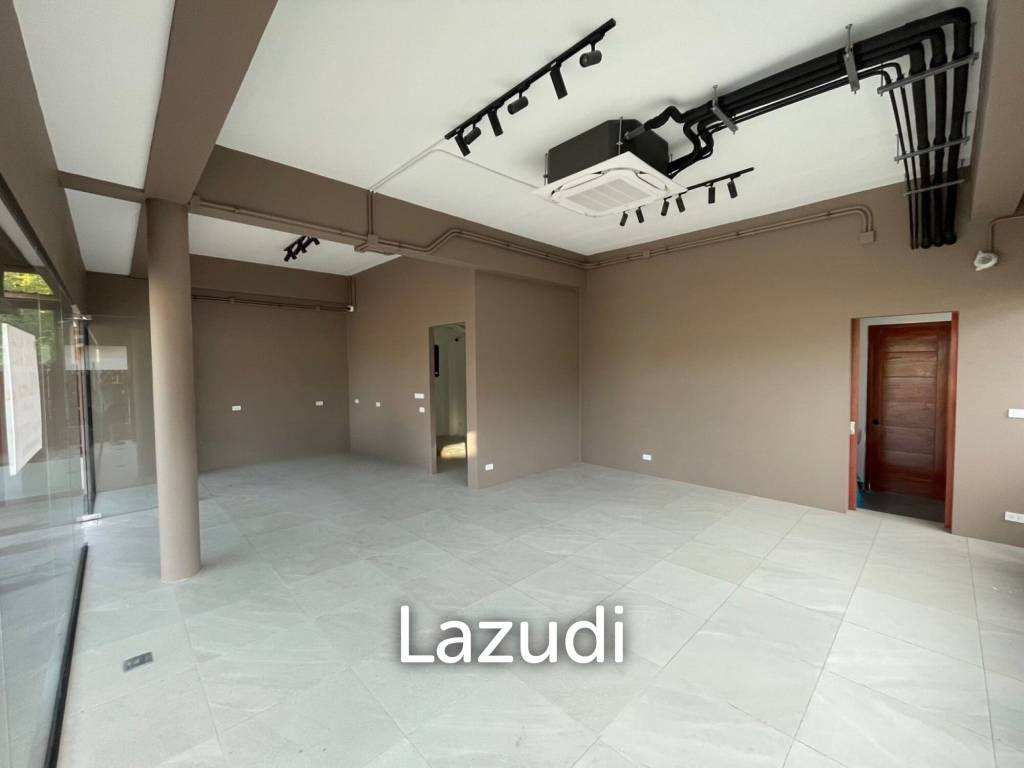 Modern 2-storey home office with pool in Ao Nang Krabi