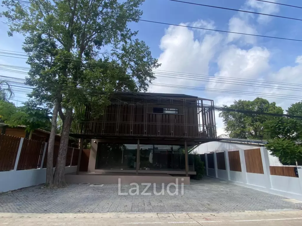 Modern 2-storey home office with pool in Ao Nang Krabi