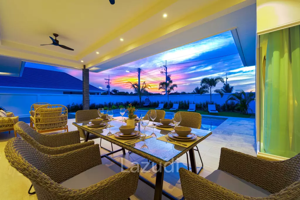 Modern 3 Bedroom Pool Villa in soi112