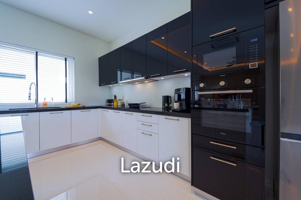 Modern 3 Bedroom Pool Villa in soi112