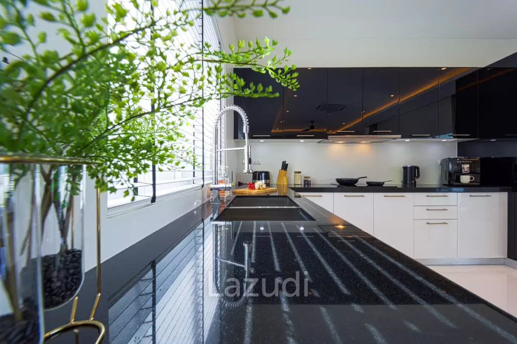Modern 3 Bedroom Pool Villa in soi112