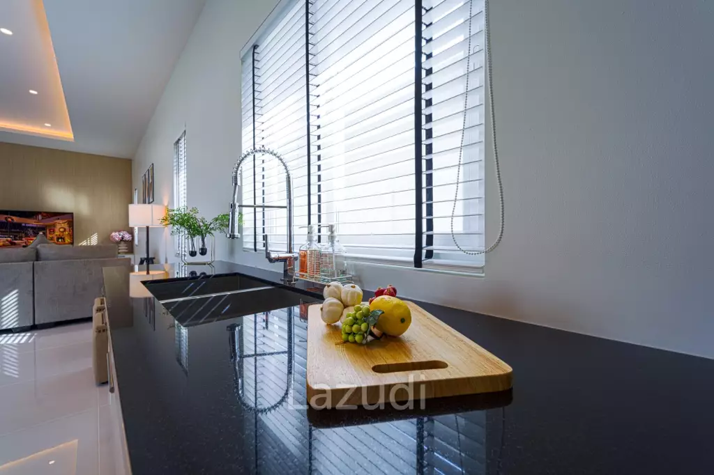 Modern 3 Bedroom Pool Villa in soi112