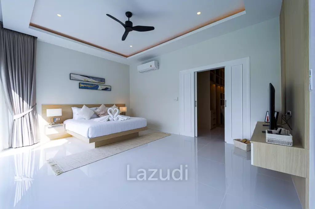 Modern 3 Bedroom Pool Villa in soi112