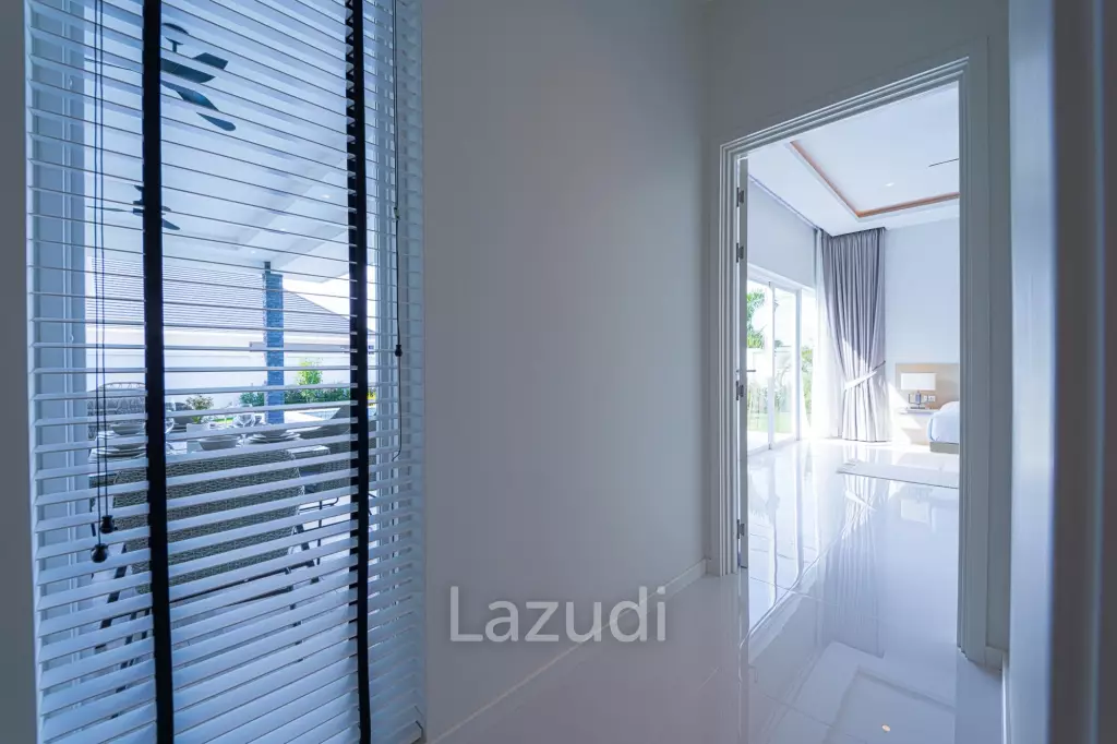 Modern 3 Bedroom Pool Villa in soi112