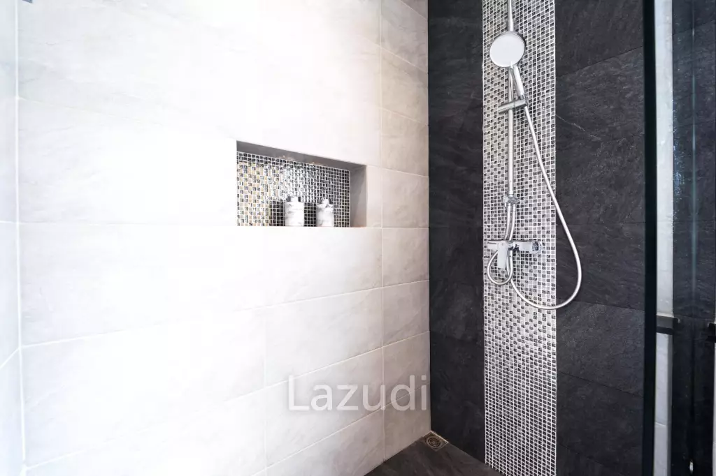 Modern 3 Bedroom Pool Villa in soi112