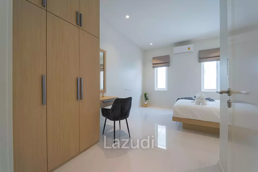 Modern 3 Bedroom Pool Villa in soi112