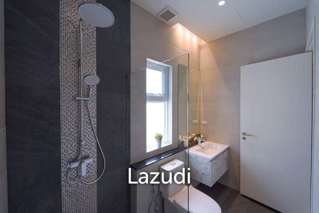 Modern 3 Bedroom Pool Villa in soi112