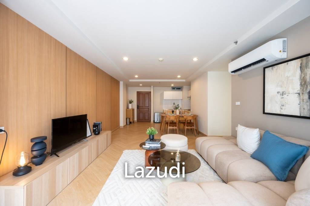 91 sqm 3-Bed Condo on 8th Floor at Resorta Yen-akat Chong Nonsi