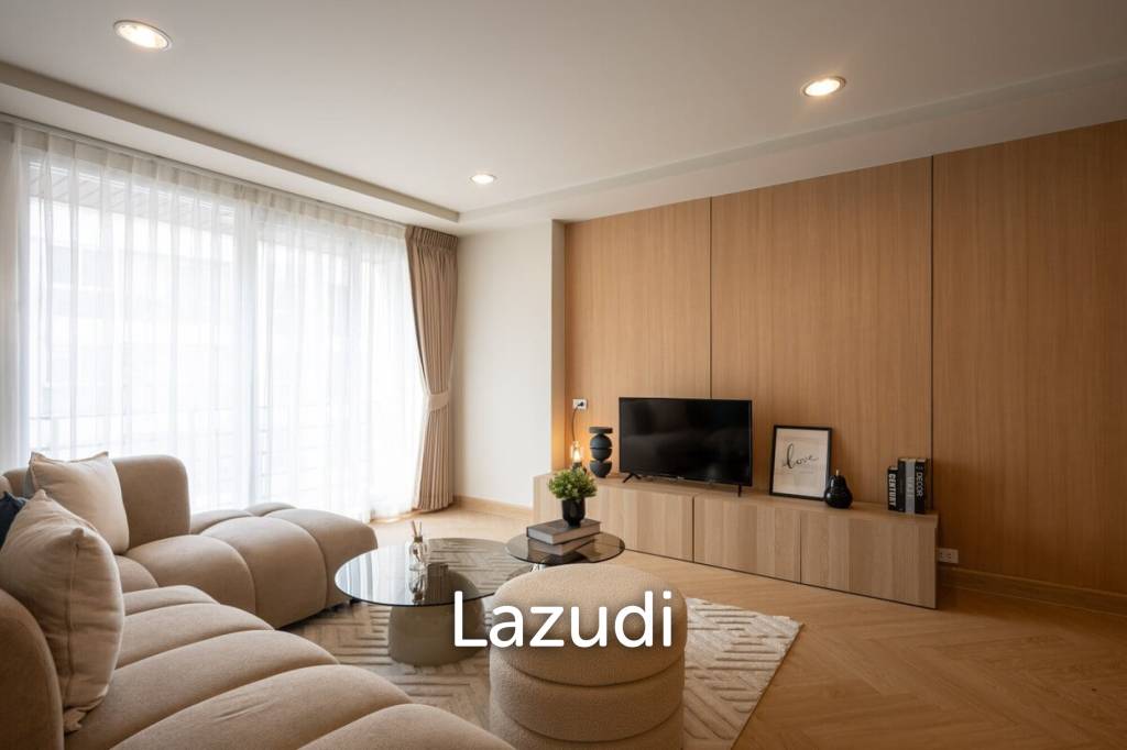 91 sqm 3-Bed Condo on 8th Floor at Resorta Yen-akat Chong Nonsi