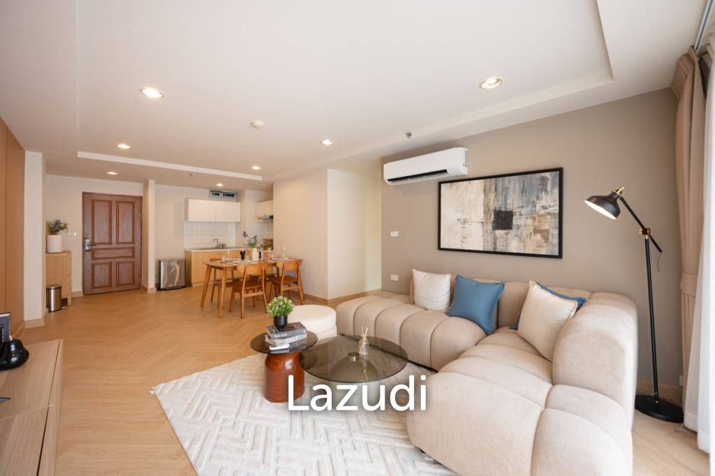 91 sqm 3-Bed Condo on 8th Floor at Resorta Yen-akat Chong Nonsi