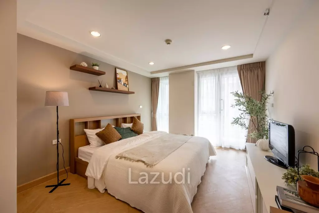 91 sqm 3-Bed Condo on 8th Floor at Resorta Yen-akat Chong Nonsi
