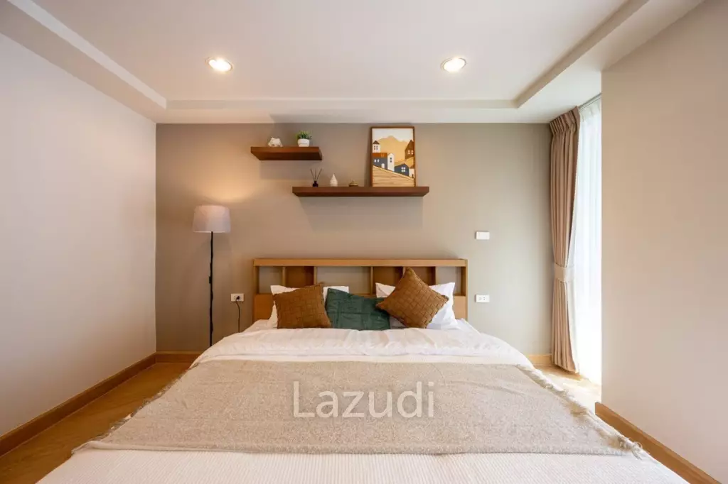 91 sqm 3-Bed Condo on 8th Floor at Resorta Yen-akat Chong Nonsi
