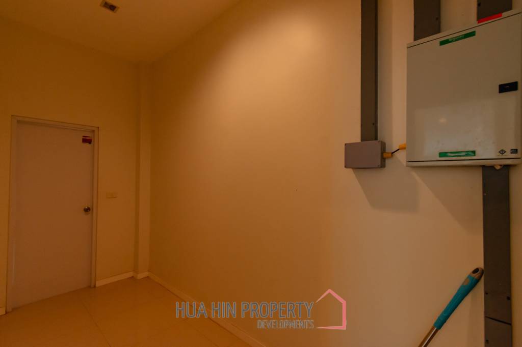 429 sqm modern pool villa with rooftop terrace in Nong Kae Hua Hin