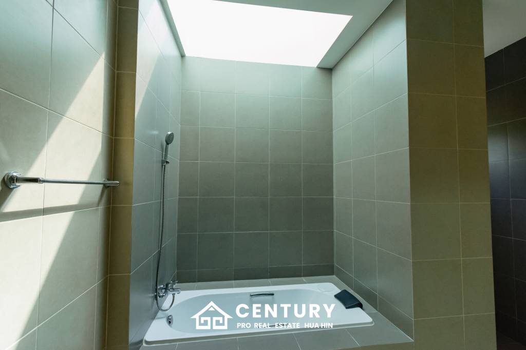 429 sqm modern pool villa with rooftop terrace in Nong Kae Hua Hin