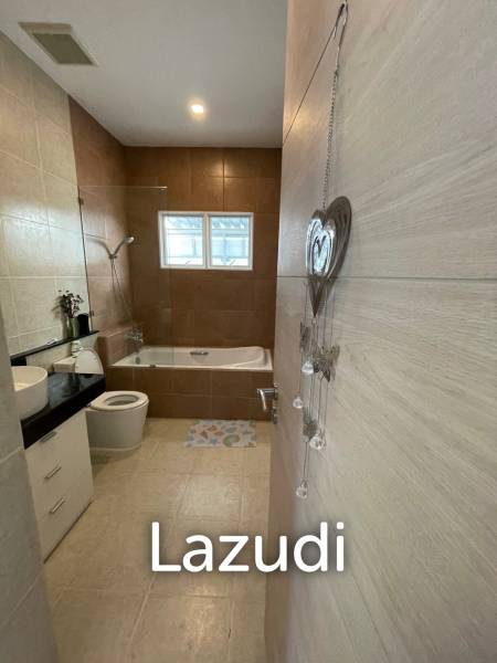 521 ตร.ม 3 เตียง 2 อาบน้ำ วิลล่า For ขาย