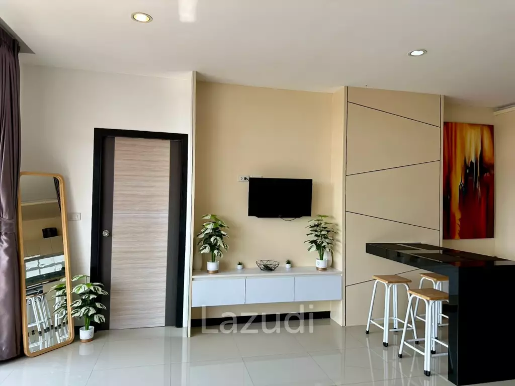 Foreign Freehold 2-Bedroom Condo for Sale near Nai Harn Beach