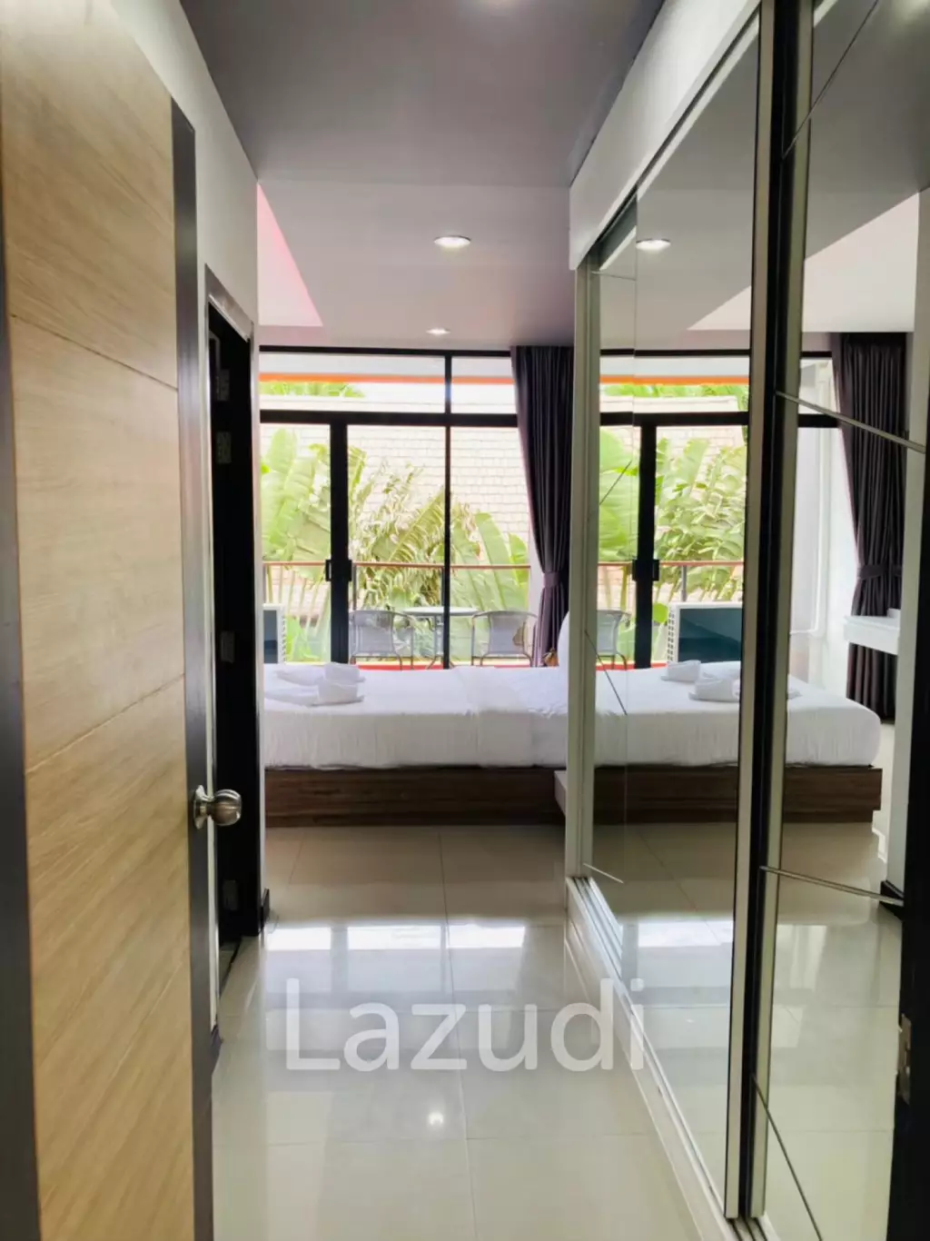 Foreign Freehold 2-Bedroom Condo for Sale near Nai Harn Beach