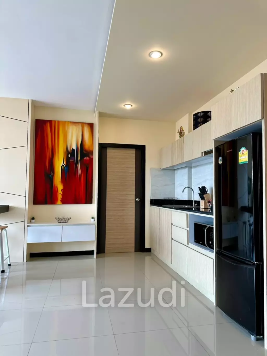 Foreign Freehold 2-Bedroom Condo for Sale near Nai Harn Beach