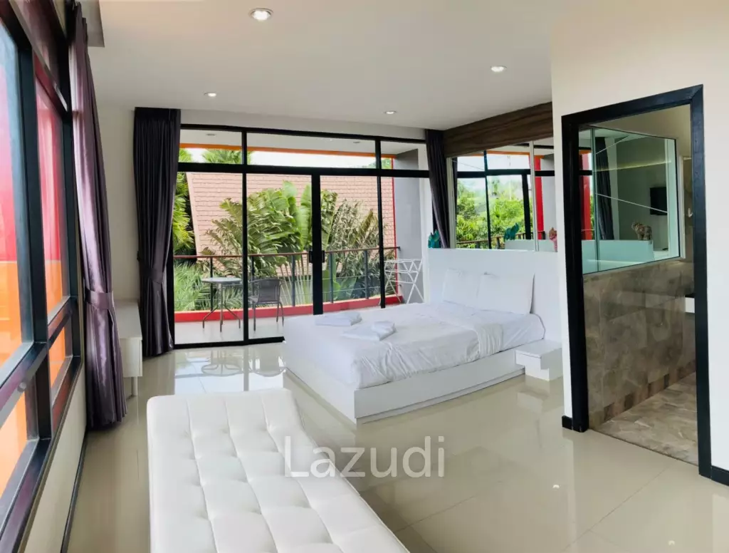 Foreign Freehold 2-Bedroom Condo for Sale near Nai Harn Beach
