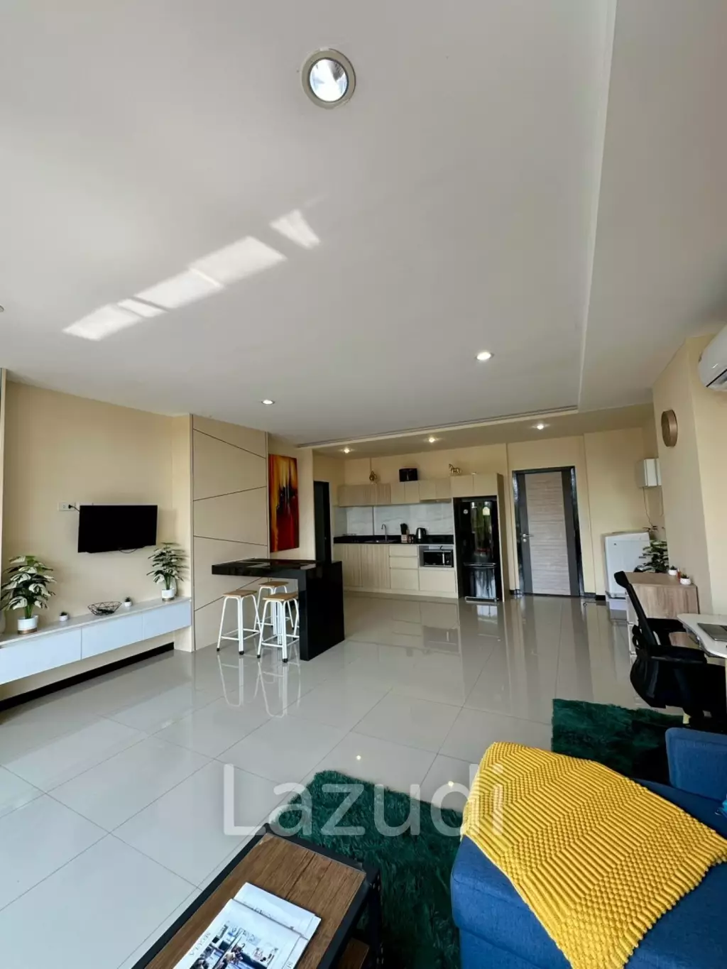 Foreign Freehold 2-Bedroom Condo for Sale near Nai Harn Beach