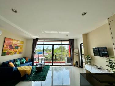 Foreign Freehold 2-Bedroom Condo for Sale near Nai Harn Beach