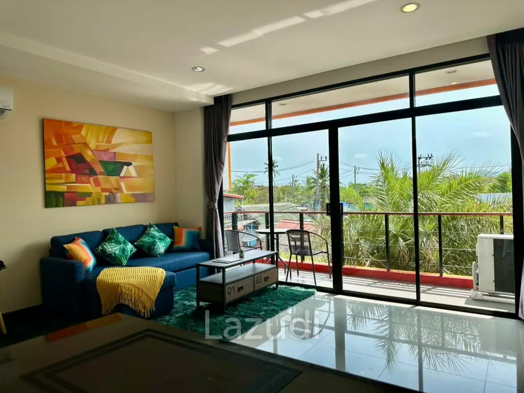 Foreign Freehold 2-Bedroom Condo for Sale near Nai Harn Beach