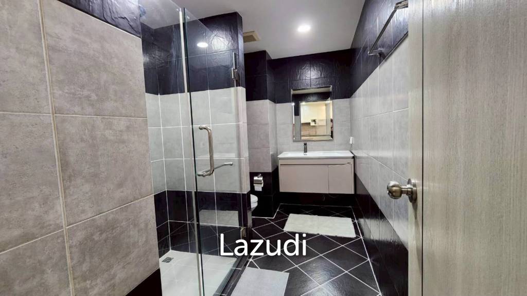 1 Bedroom 1 Bathroom 50 SQ.M. The Blue Residence