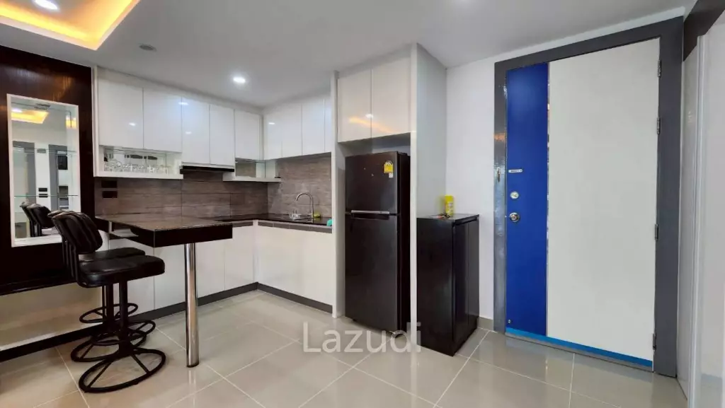 1 Bedroom 1 Bathroom 50 SQ.M. The Blue Residence