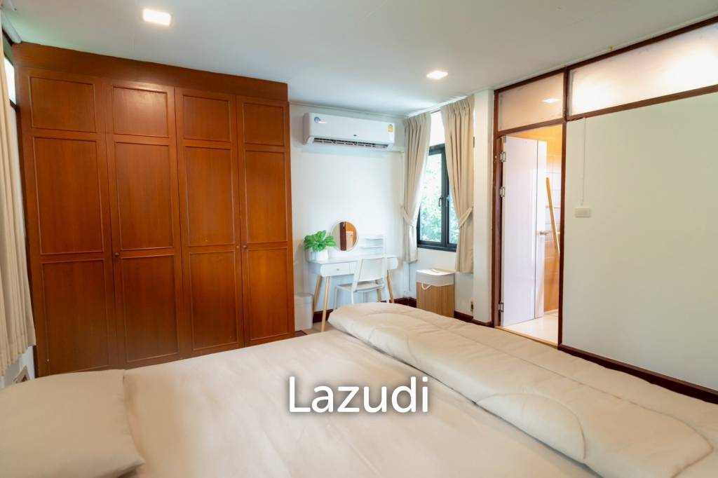 400 sqm Pool House 4 Bedroom in Ekkamai 12