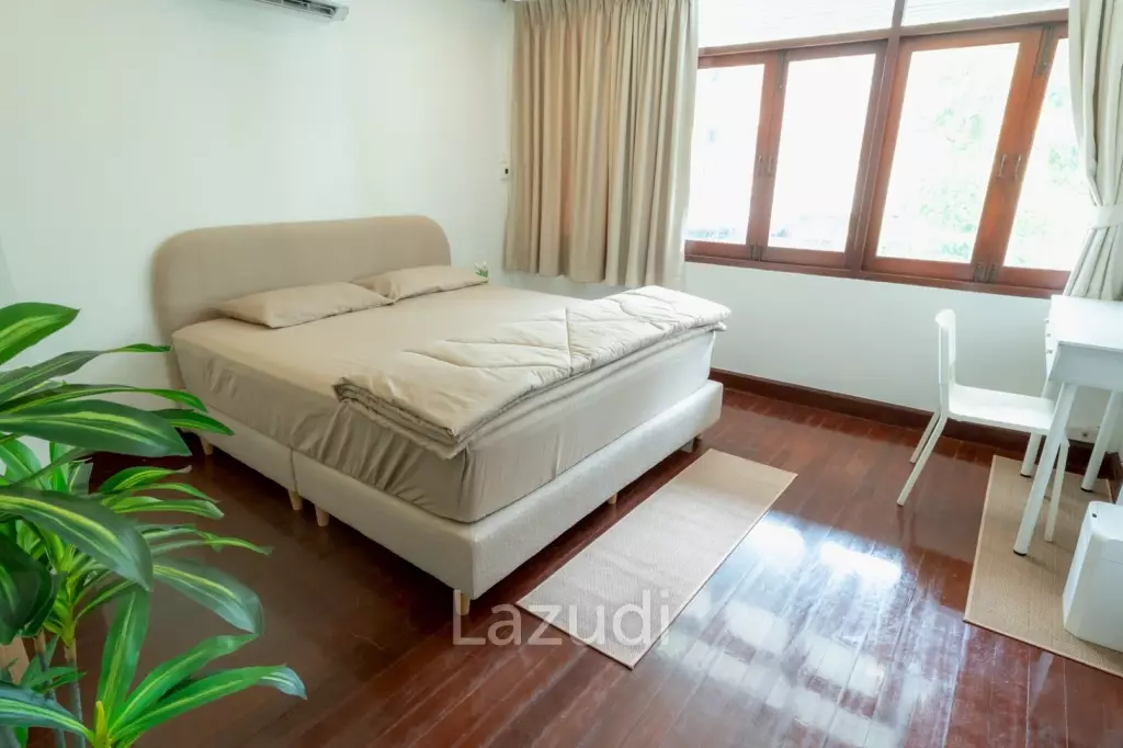 400 sqm Pool House 4 Bedroom in Ekkamai 12