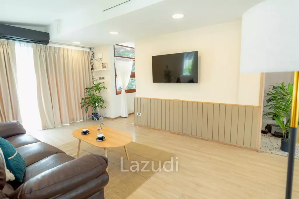 400 sqm Pool House 4 Bedroom in Ekkamai 12